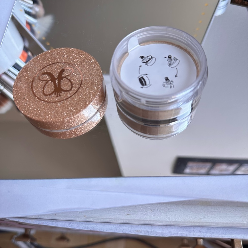 Anastasia Beverly Hill - Vegas Loose Highlighter - Gold (Out of Stock)